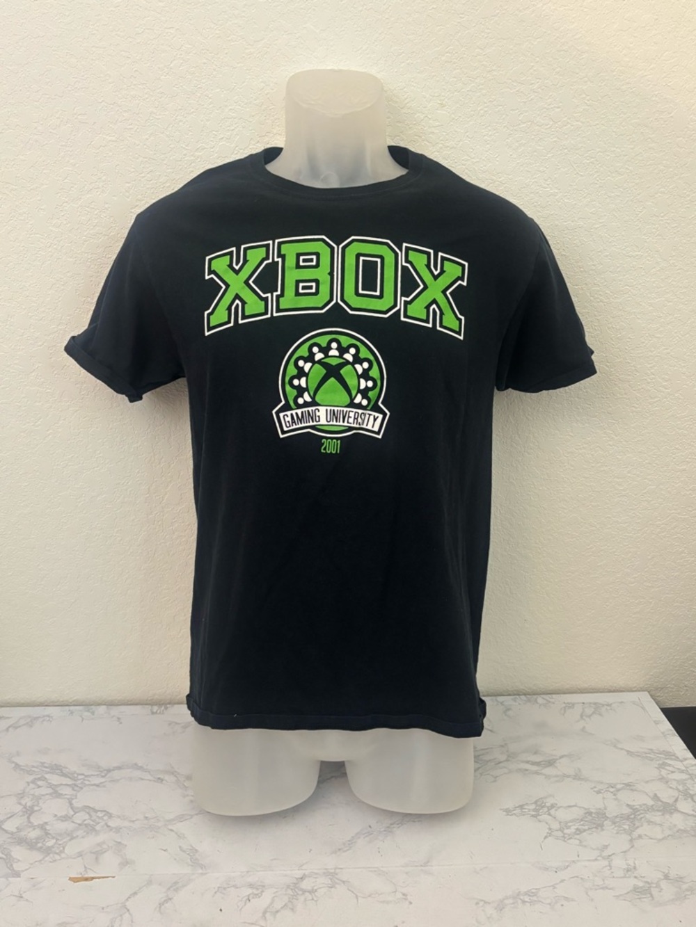 2020 Xbox Shirt Sz S Black Short Sleeve Graphic Tshirt Gaming University 2001